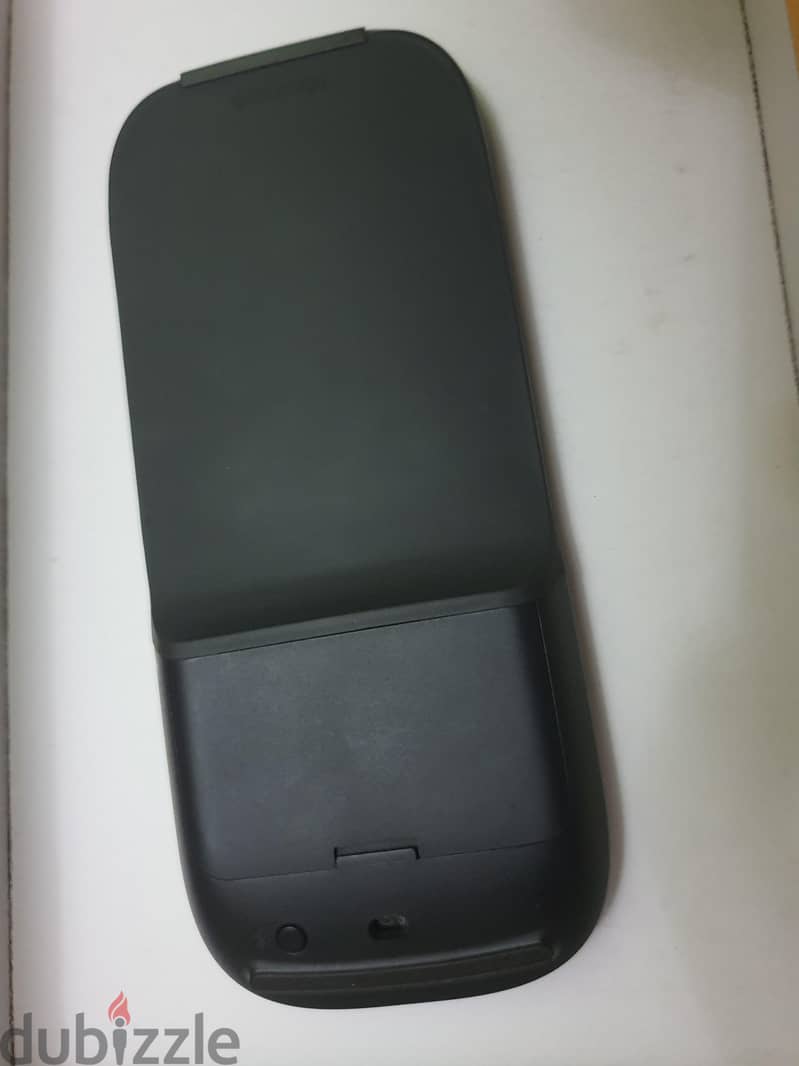 black Microsoft Surface Arc Mouse 4
