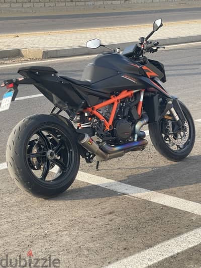 KTM 1390 Super Duke R Evo