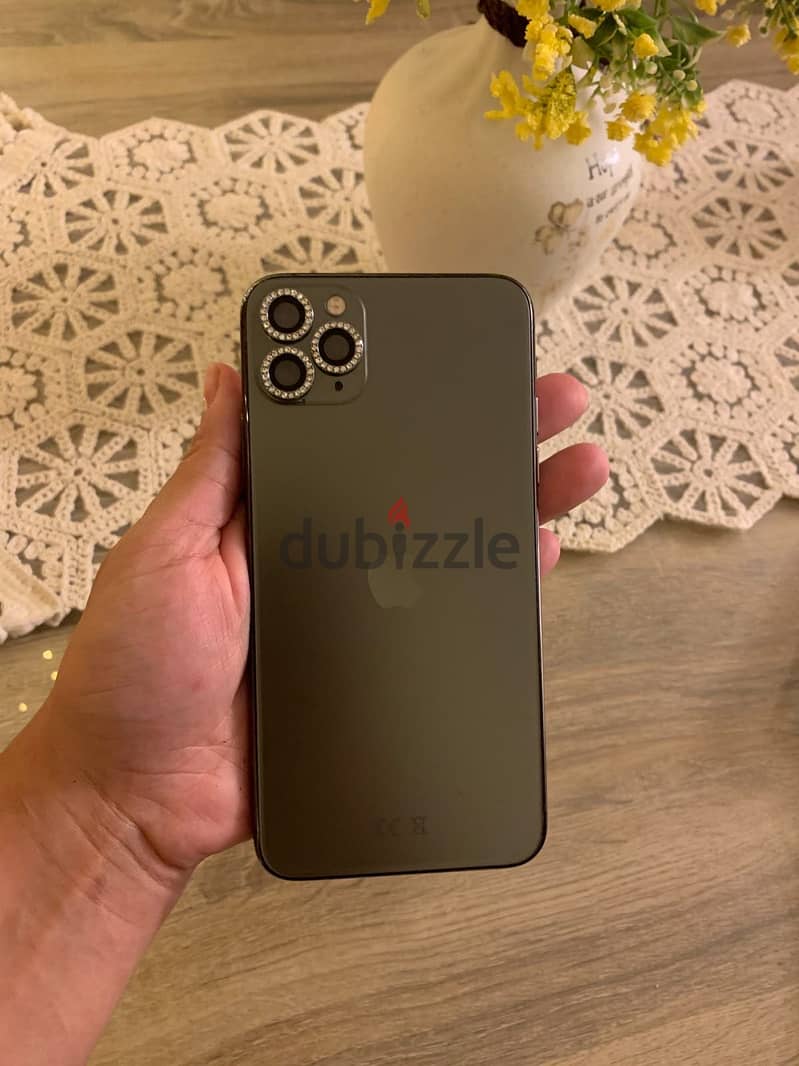 Apple - iPhone 11 Pro Max 3