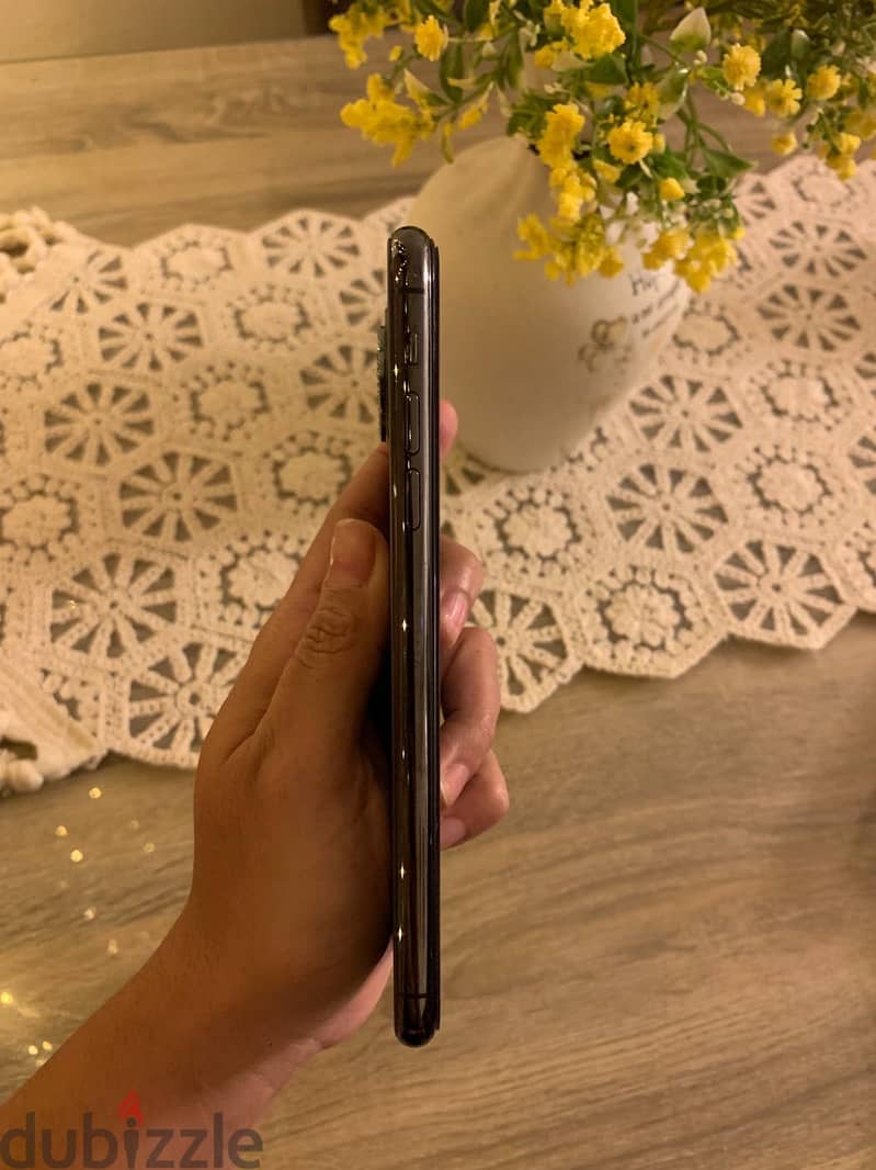 Apple - iPhone 11 Pro Max 5