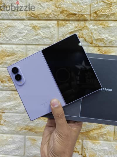 Samsung Galaxy Fold8 256 giga 12 ram  كسر زيرو