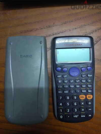 آله حاسبه Casio fx-95ES plus