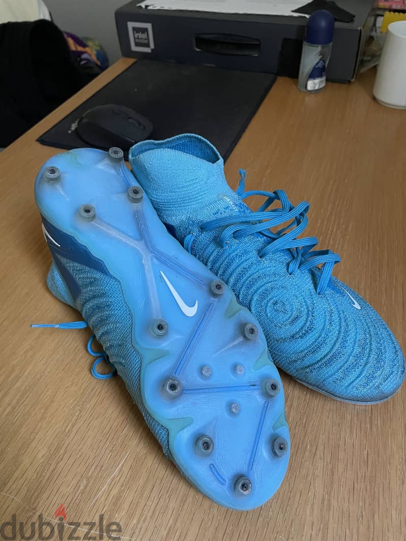 Nike Phantom Luna 2 Elite 1