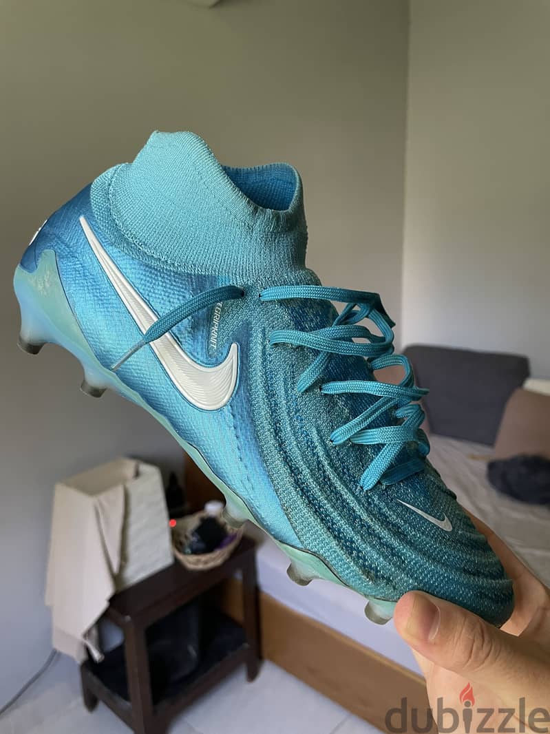 Nike Phantom Luna 2 Elite 4
