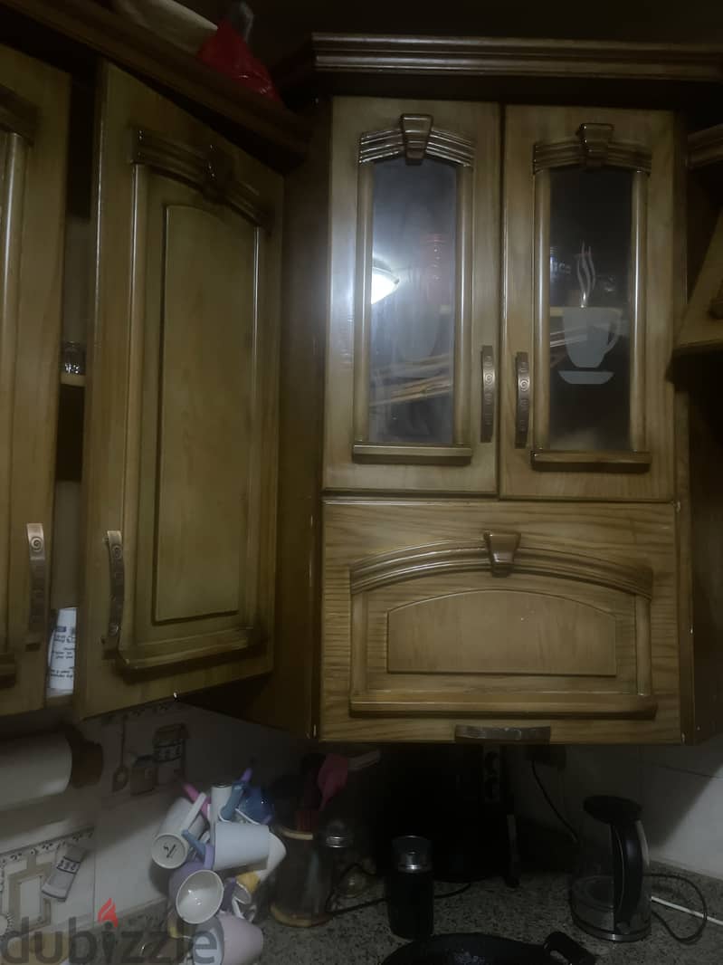 Kitchen cupboard 5
