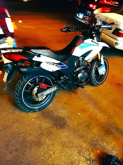 بينيلي vlx 200