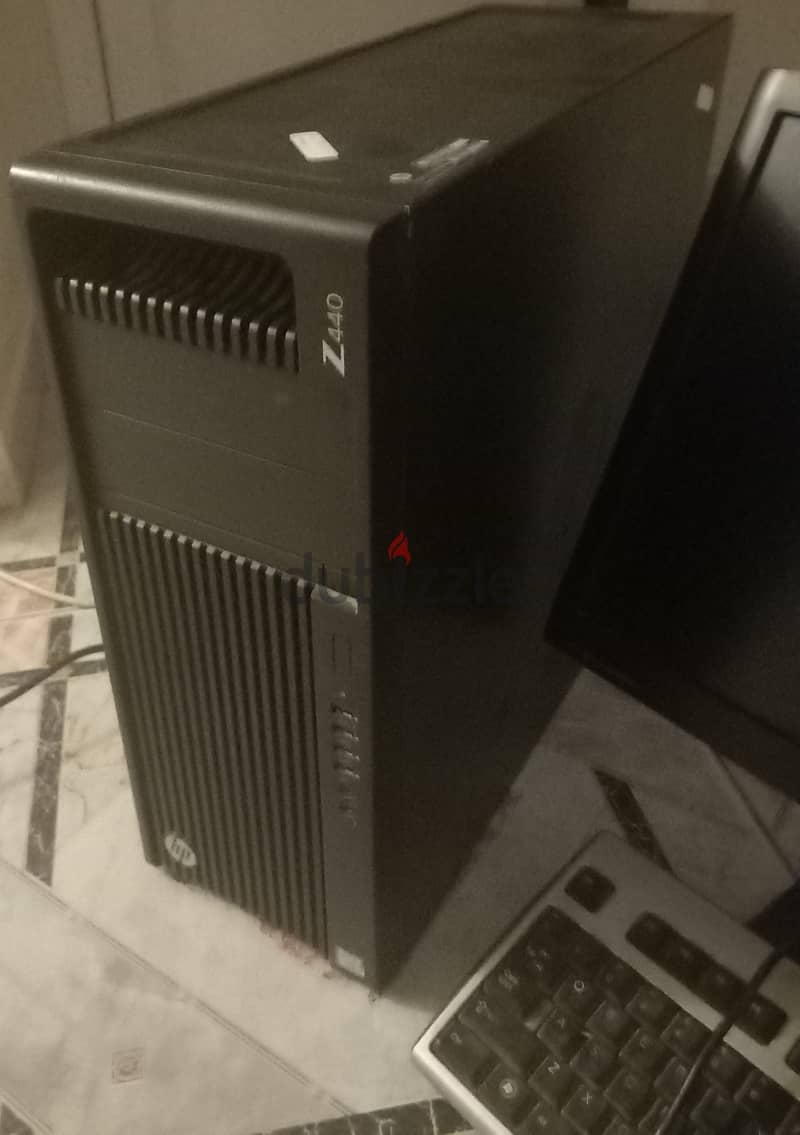HPZ440 Workstation +ScreenHP+Keyboard 1