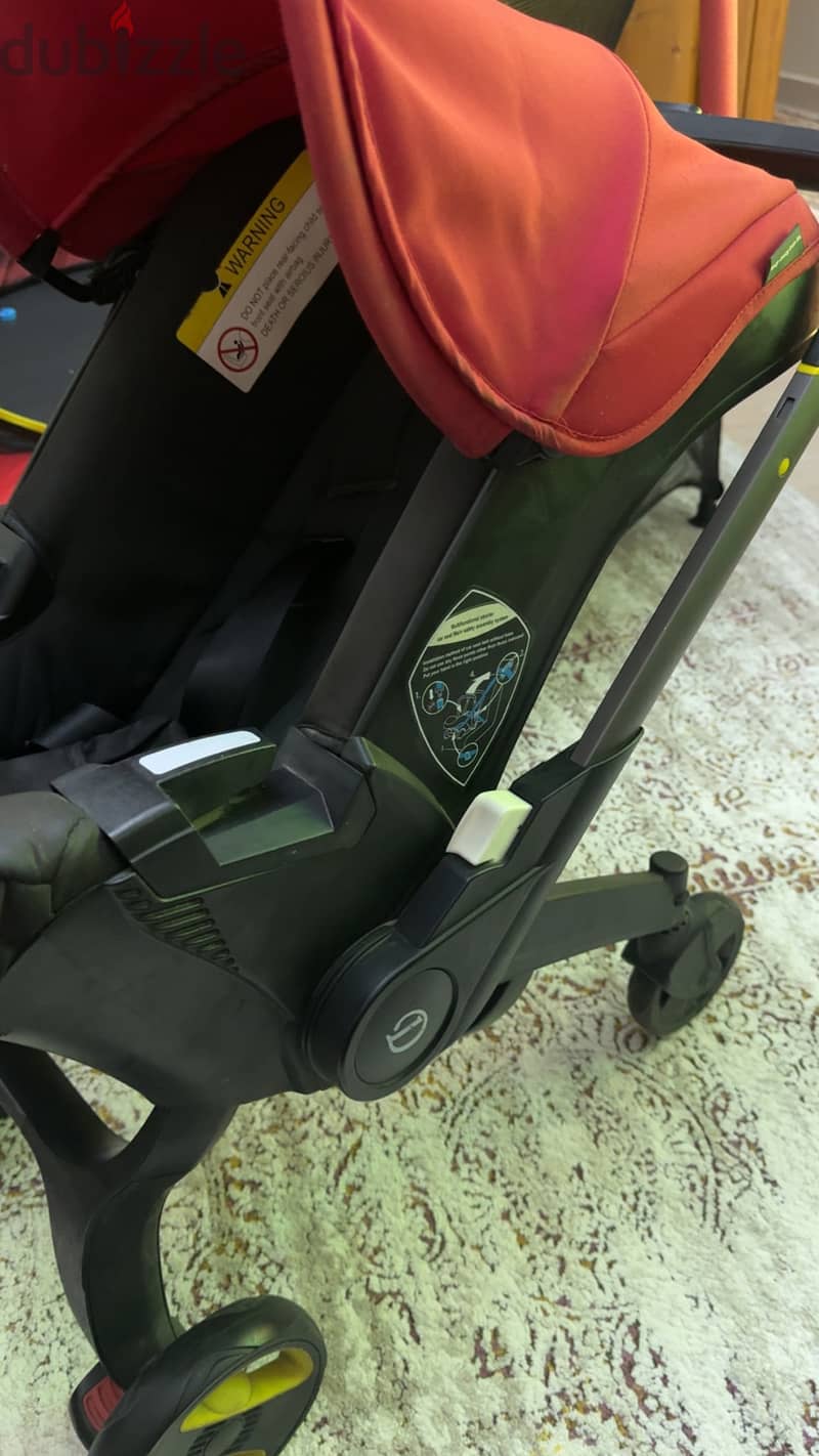 Stroller can be turned into  at seat 5