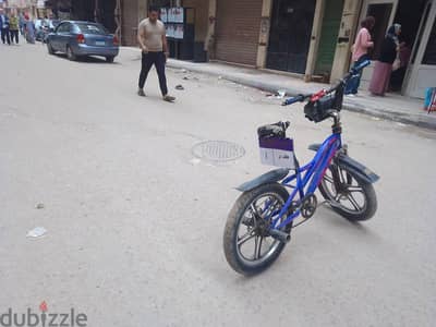 عجله ايتاليانو bmx سلميه كلها ماعدا الفرامل عايز مكنه فرامل ب 100 جنيه