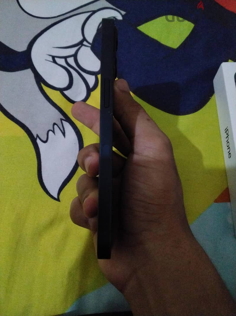 Apple - iPhone 13 2