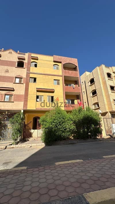 عماره كامله للبيع  في الشروق