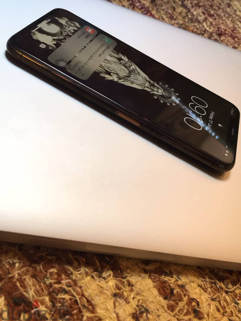 iPhone Xs Max 7