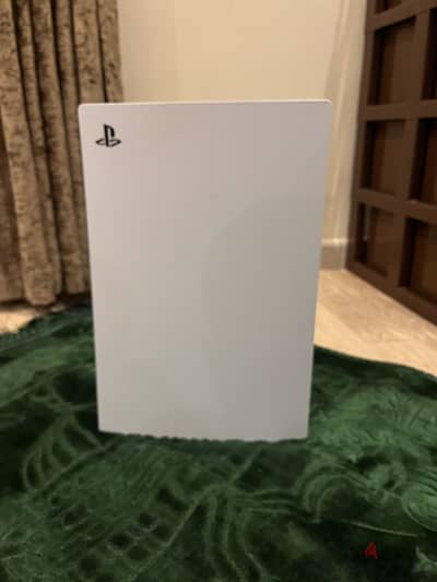 Ps5 with controller LIKE NEW