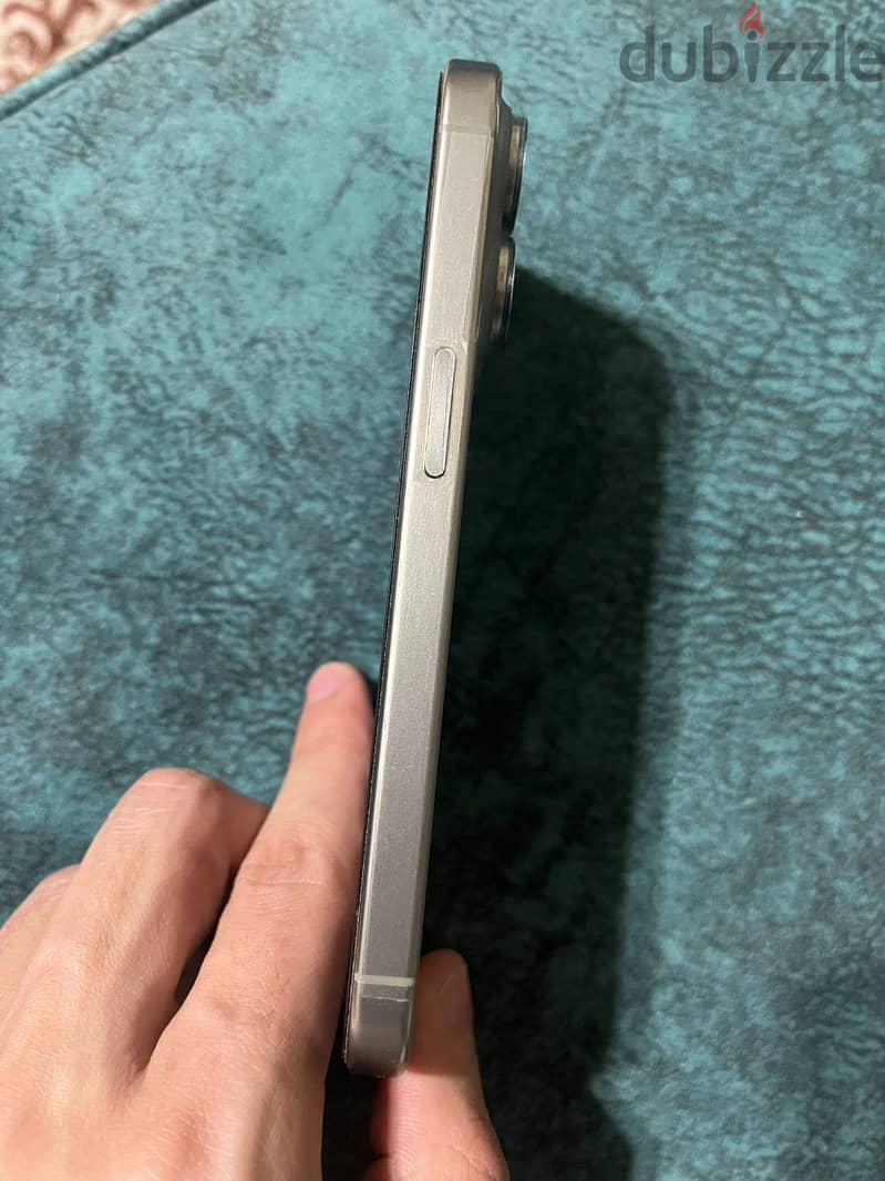 Apple - iPhone 15 Pro 3