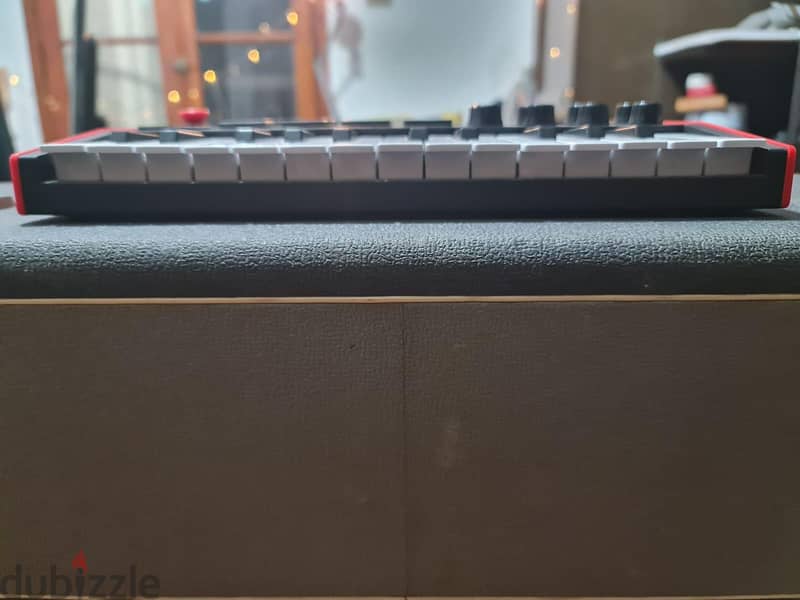 Akai MPK Mini Mk3 25 key 6