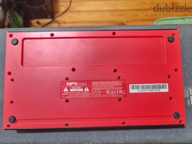 Akai MPK Mini Mk3 25 key 9