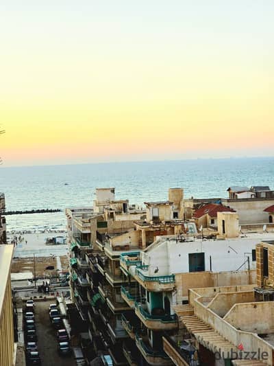 للبيع شقه بشاطئ النخيل باطلاله مميزه وڤيو بحر تحفه