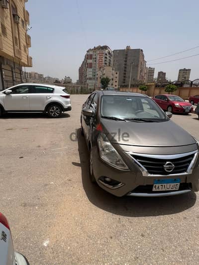 Nissan Sunny 2018