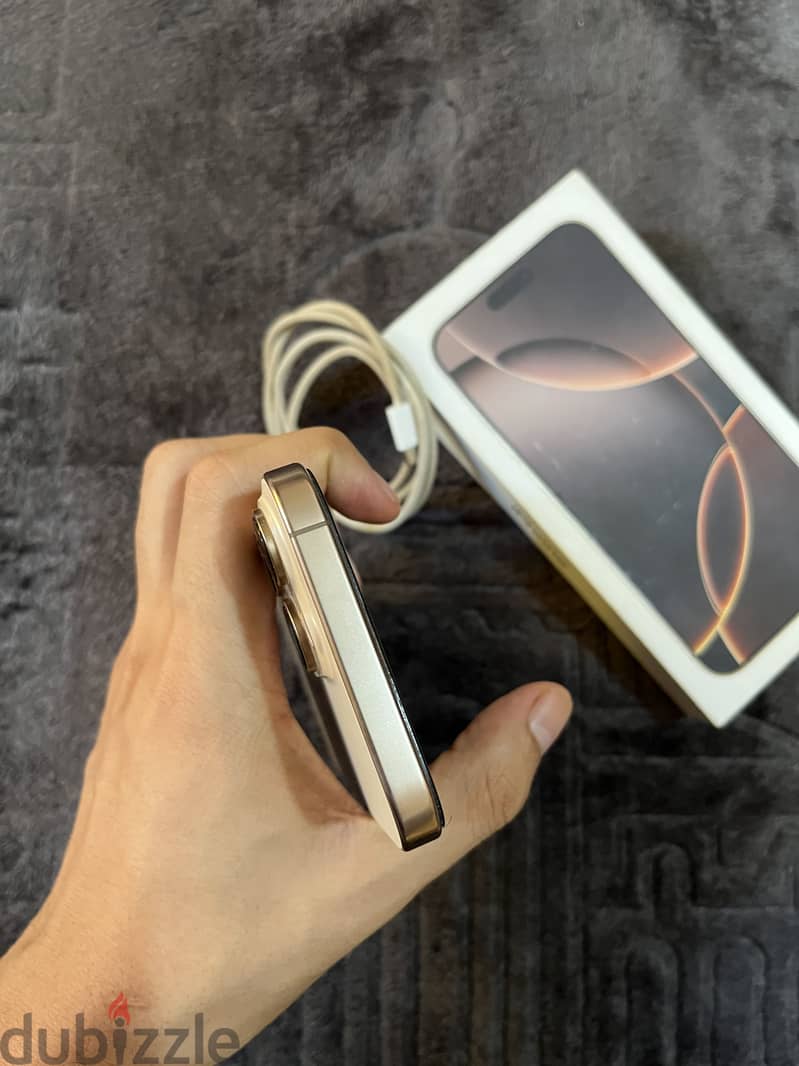 IPhone 16 pro max 512 Za 2Sim 5