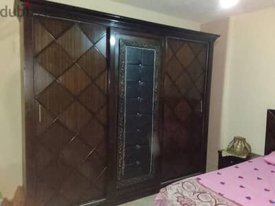 غرفة نوم وانتريه بحاله ممتازه