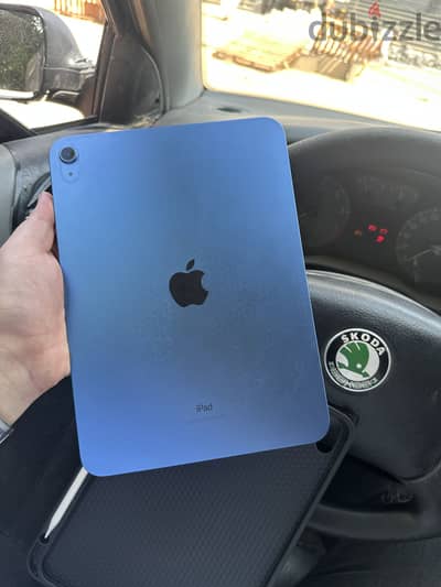 Ipad 10 جديد لم يستخدم بطارية 100%