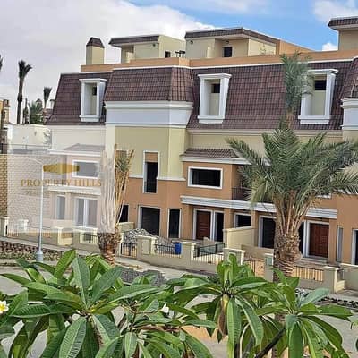 فيلا للبيع بسعر مميز في سراي المستقبل سور في سور مع مدينتي
