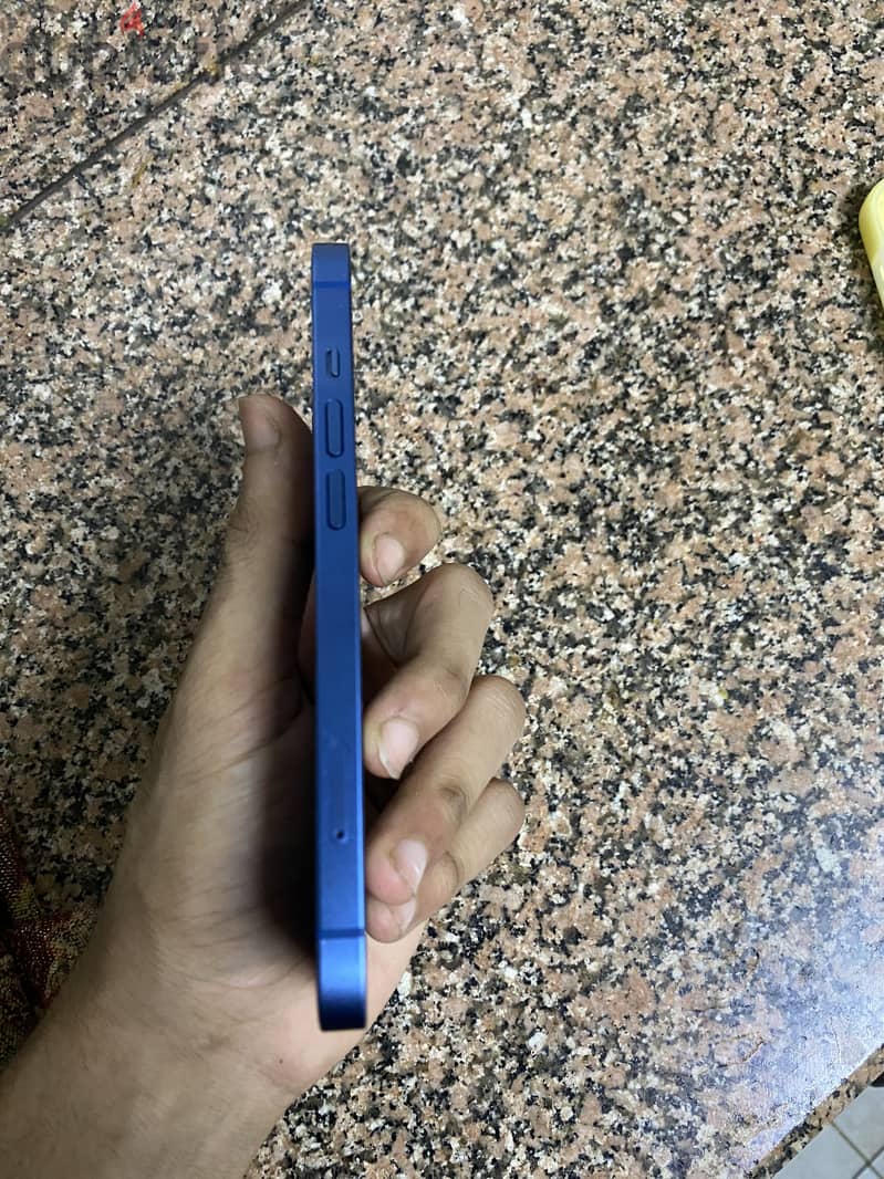 Apple - iPhone 13 2