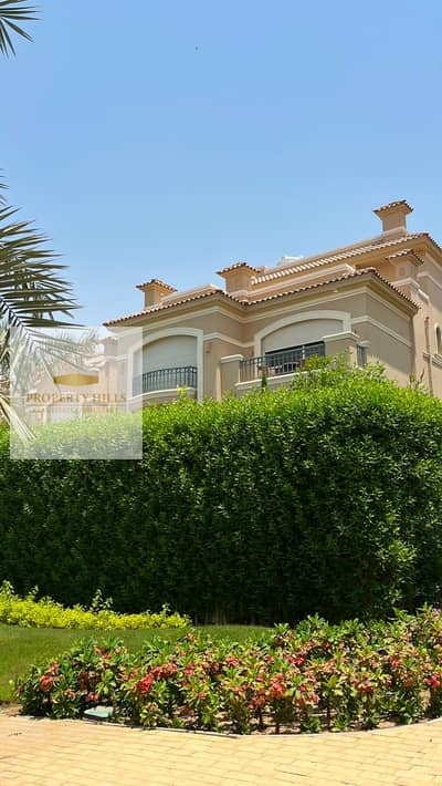 Villa for sale with a view of water, features ready to move in, in Patio 5 East Al-Shorouk