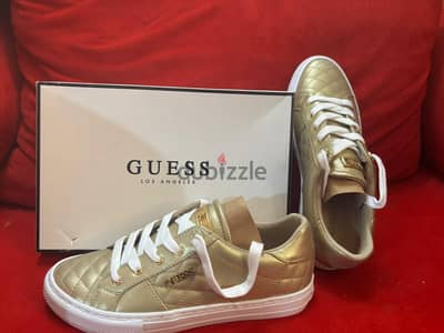 Guess Original size 36.5