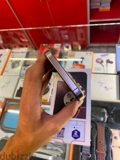 Apple - iPhone 16 Pro Max