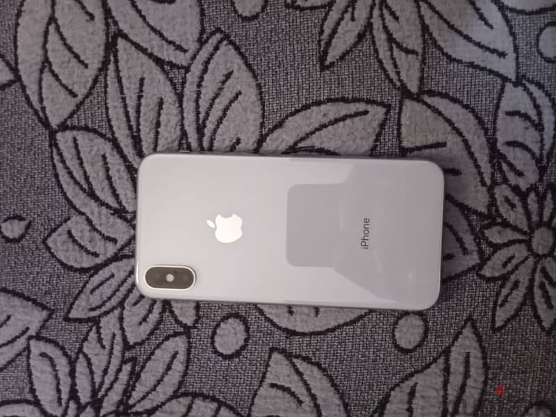 Apple - iPhone X 5