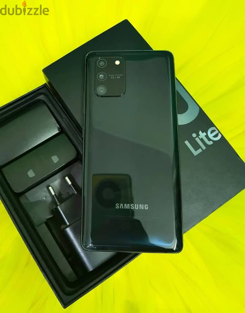 Samsung S10 Lite 1
