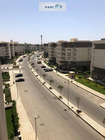For rent in Madinaty - New Law. Area: 78 sq m. Zone: B10. Layout: 2 bedrooms + bathroom. Finishing: Company. View: Street and park. Price: 15,000. Vie
