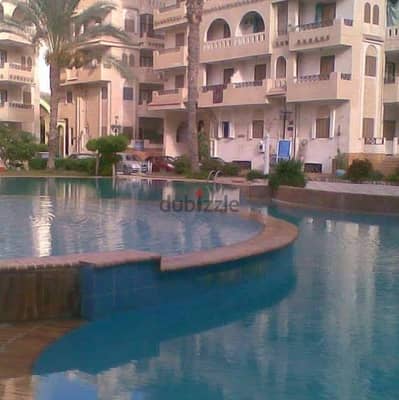 شقة مفروشة للايجار الشهري بكومباوند واحة النخيل لفترة من شهر ٩ إلى ٦ /