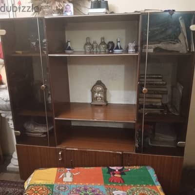 مكتبه كبيره وجذامه