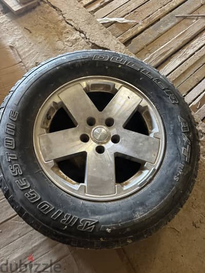 5 tires 255/70/18