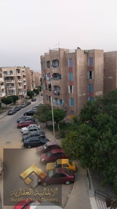 For sale, an apartment in the Third Settlement, Youth Housing, next to the German University and minutes away from New Cairo Hospital and Future Mall, 10 minutes from the American University, 7 minutes from the Southern 90 Street