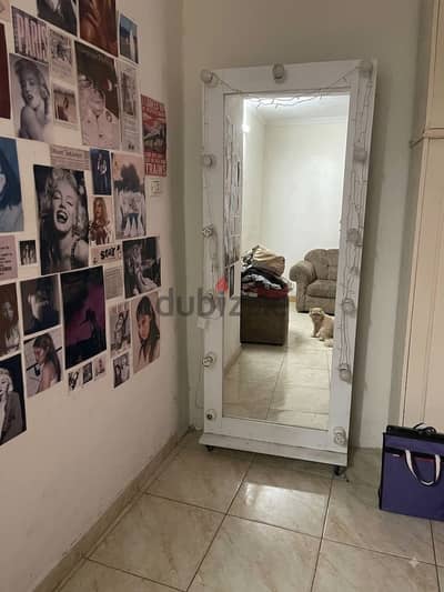 مرايه مضيئه