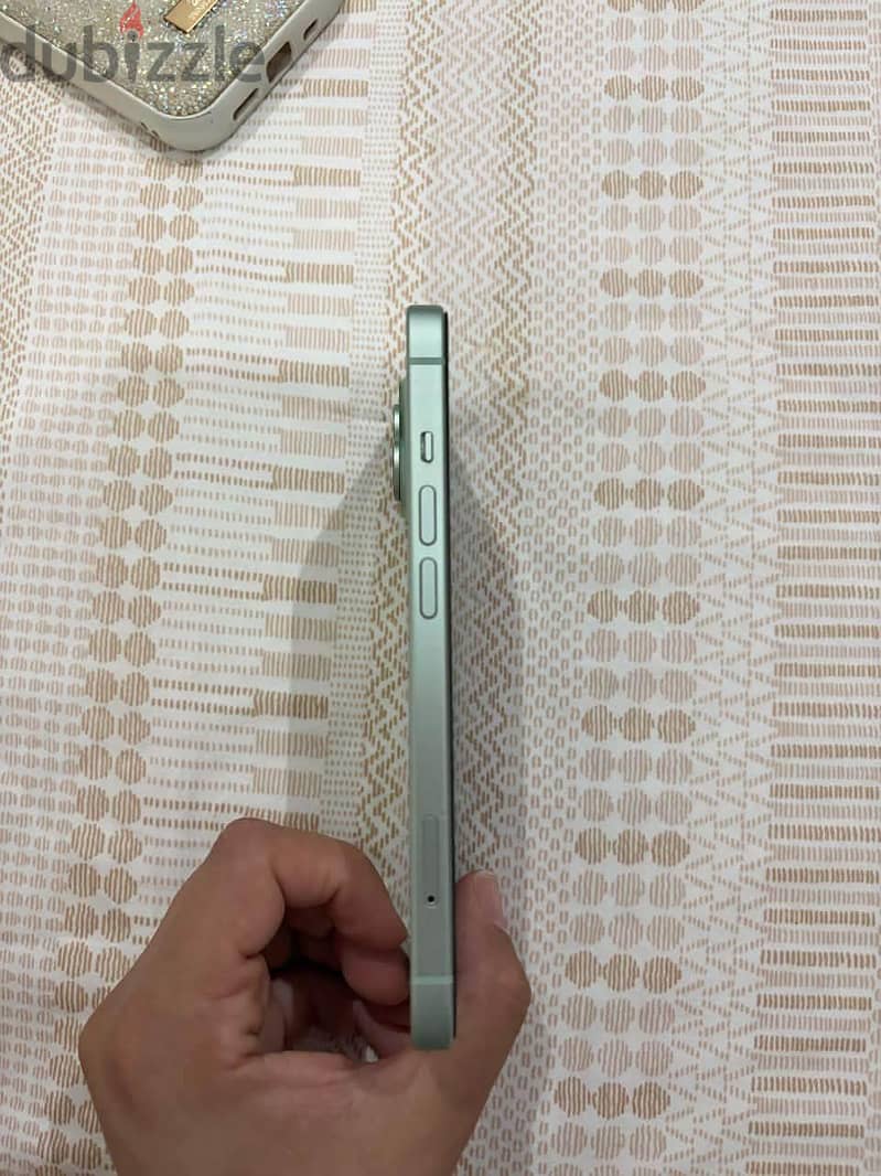 Apple - iPhone 15 2