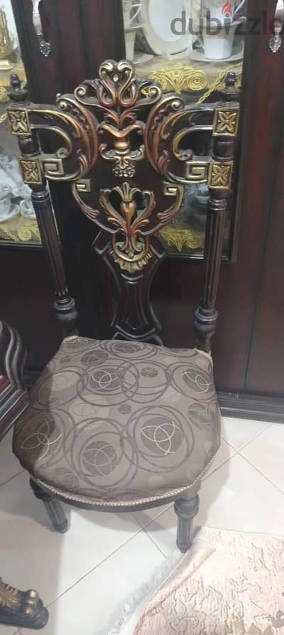 سفرة كلاسيك ٦ كراسي
