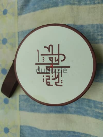 علبه فارغه عطر العربية للعود