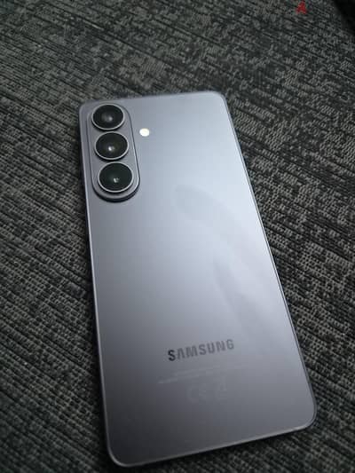 Samsung S26