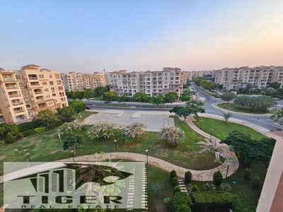 For sale, an apartment in Madinaty, 138 square meters, with an open view, repeated floor