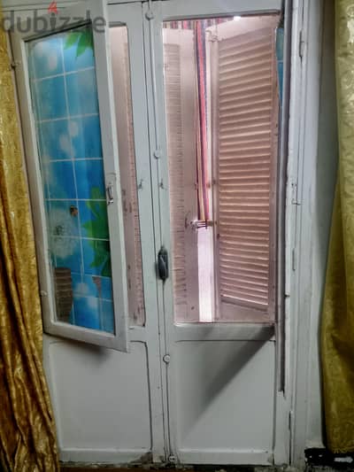 بلكونه بالحلق كامله
