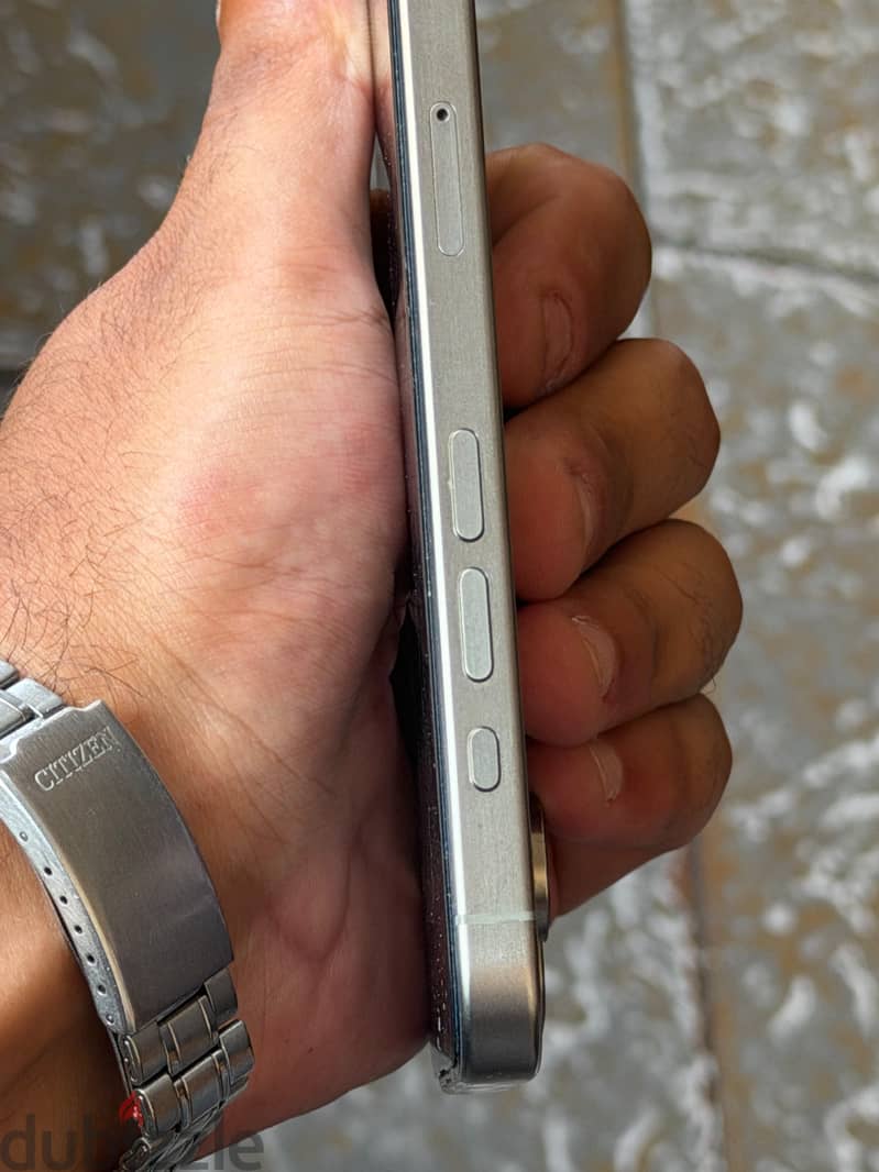 Apple - iPhone 15 Pro Max 6