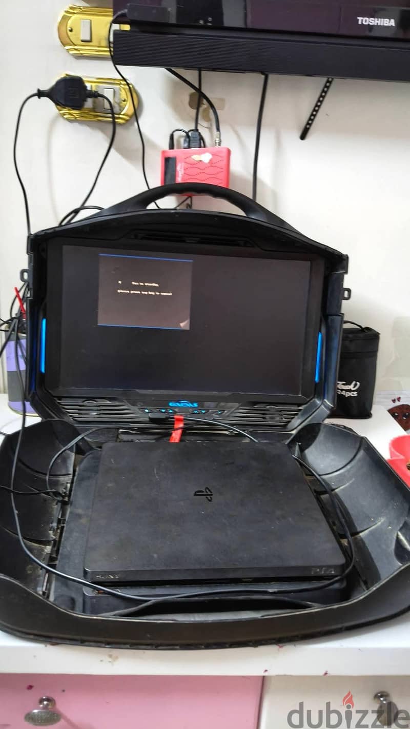 ps4 slim بالشنطة 1