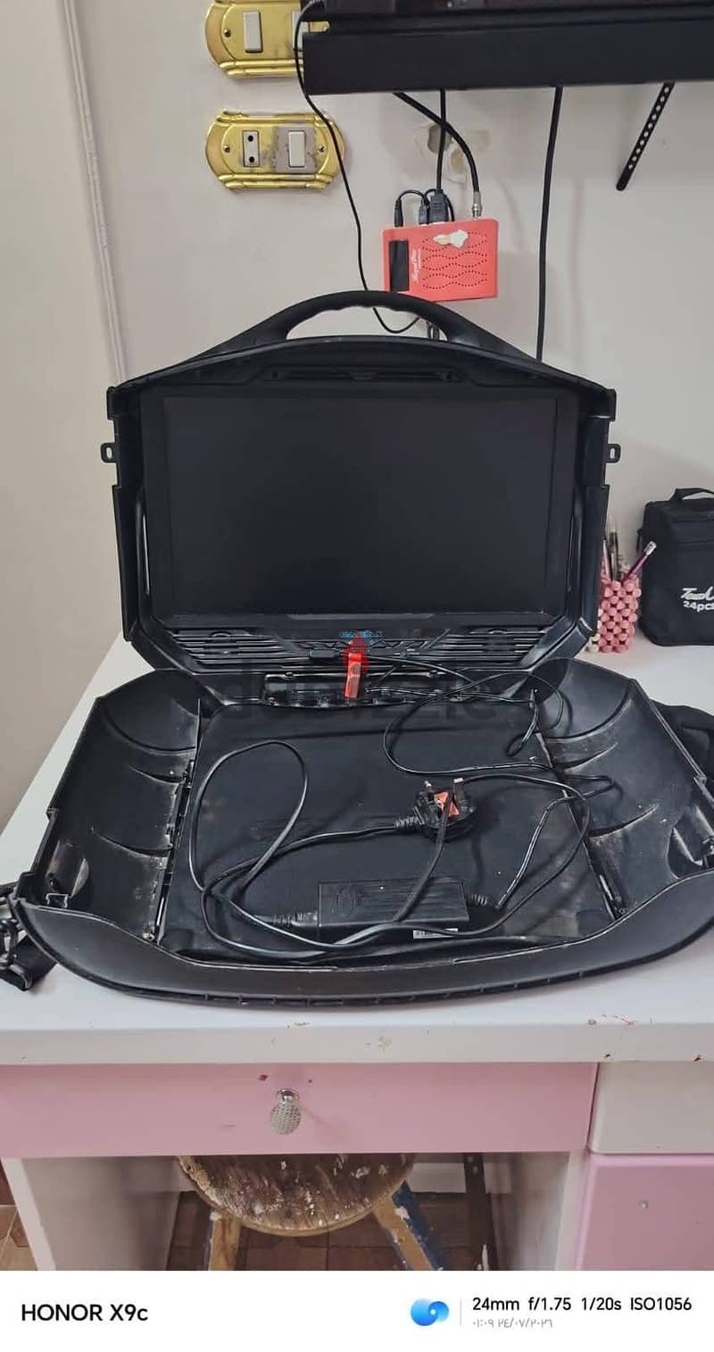 ps4 slim بالشنطة 2