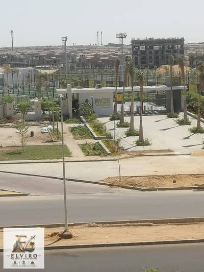 شقة للإيجار في كمبوند ذا سكوير (The Square) – بالتكييفات والمطبخ