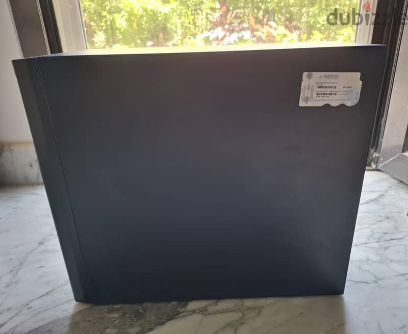 HP ProLiant ML110 G6 Server 2