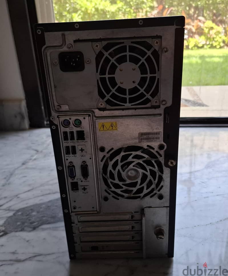 HP ProLiant ML110 G6 Server 3